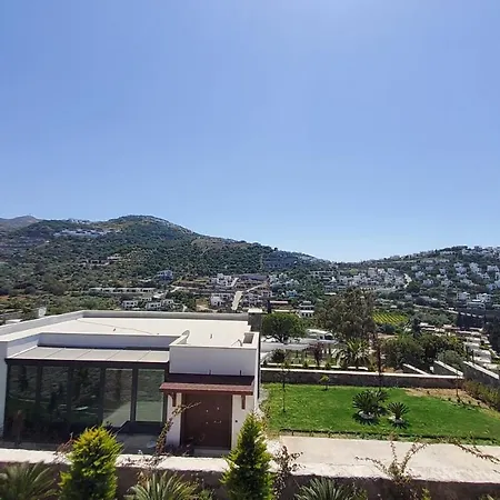 Beautiful 4Br House With Private Pool In Yalikavak