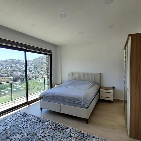 Beautiful 4Br House With Private Pool In Yalikavak